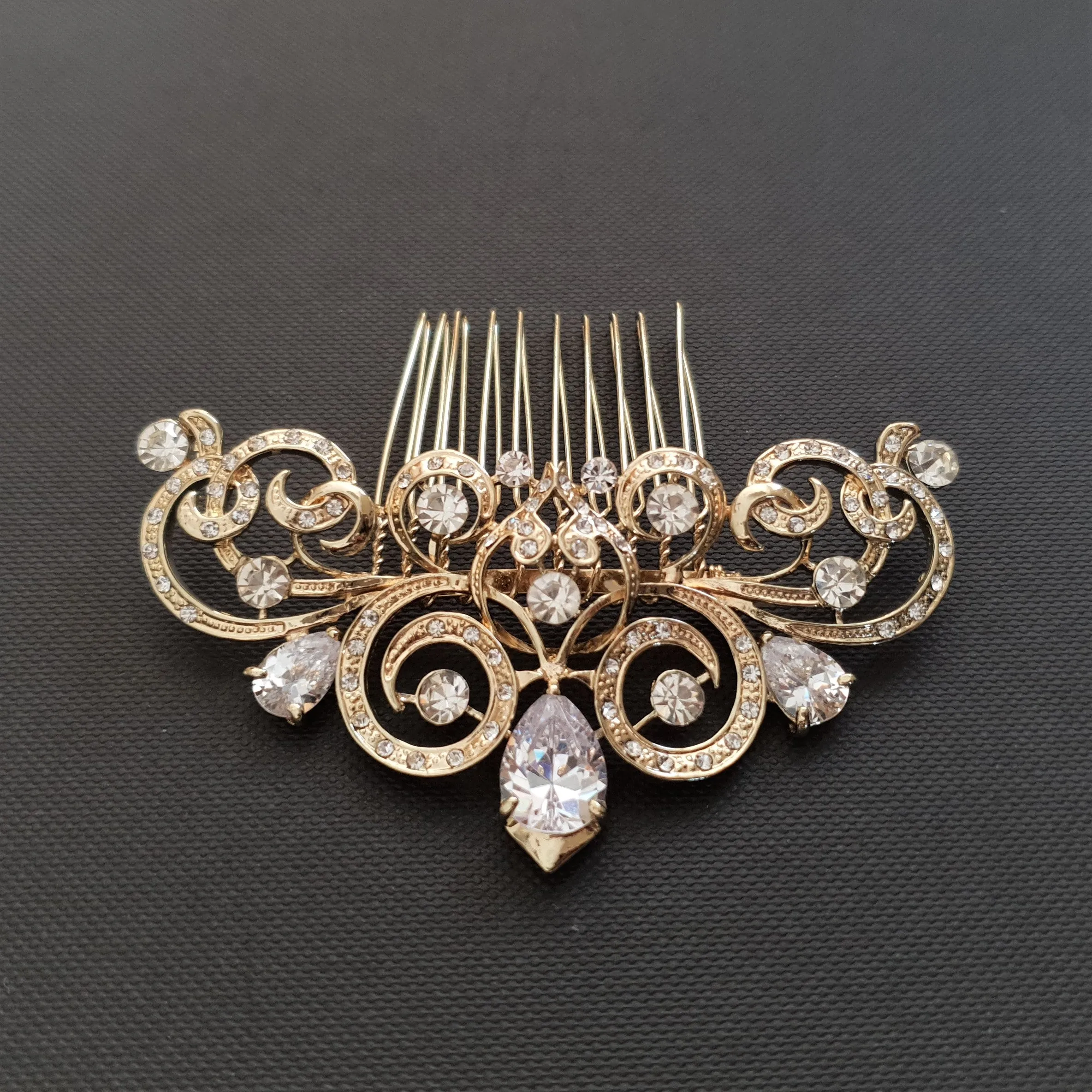 Decorative Victorian Style Bridal Hair Comb in Gold-Agatha