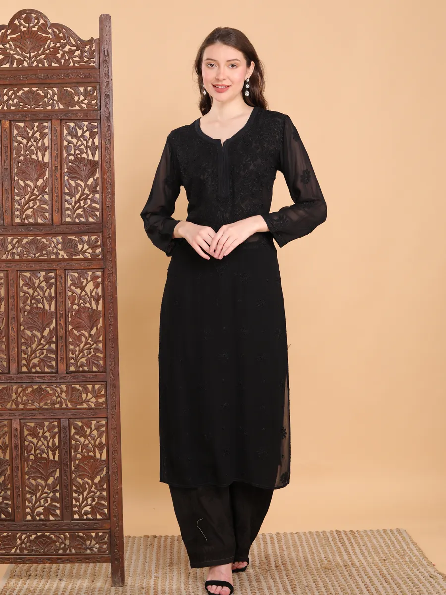 Mrunal Viscose Chikankari Kurti